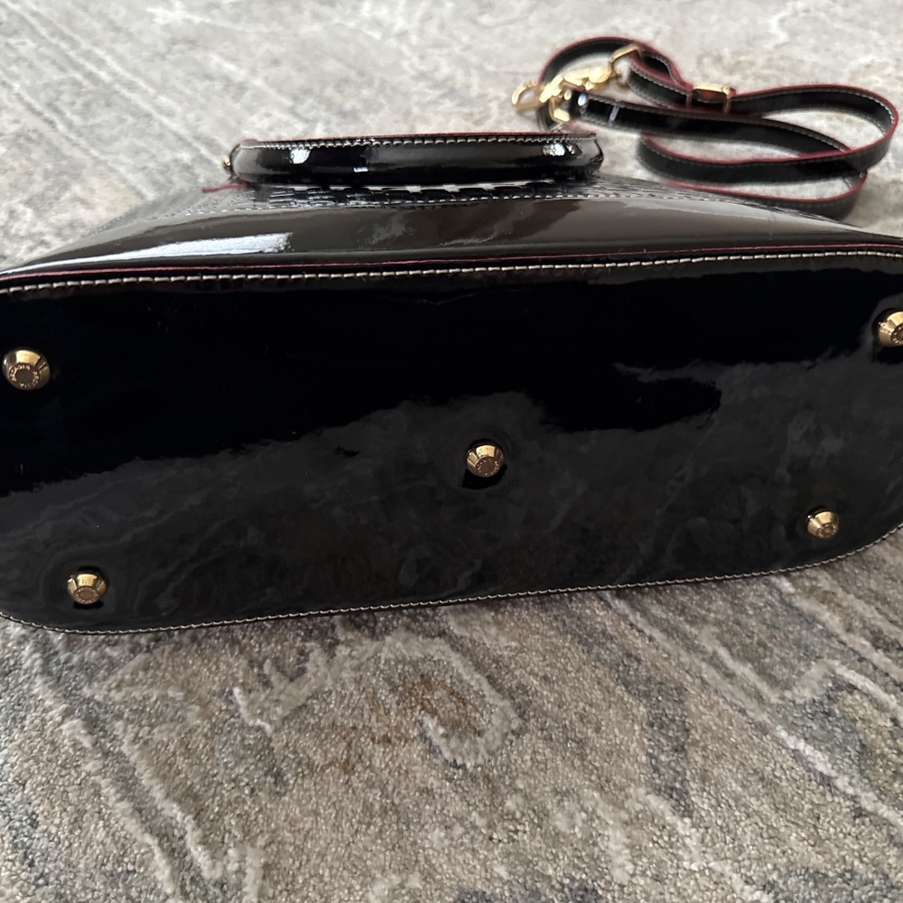 Arcadia Patent Bag - Picture 7 of 10